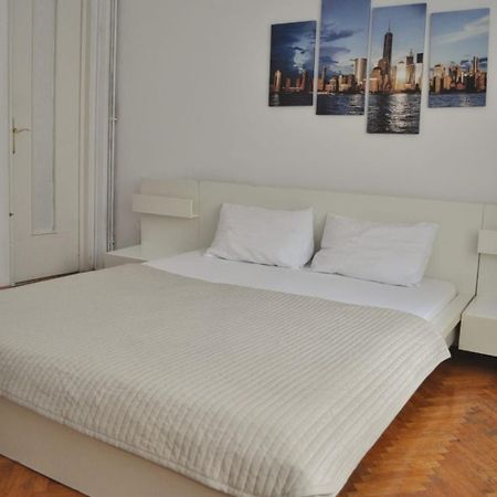 Downtown Apartment Piata Romana Bucarest Exterior foto